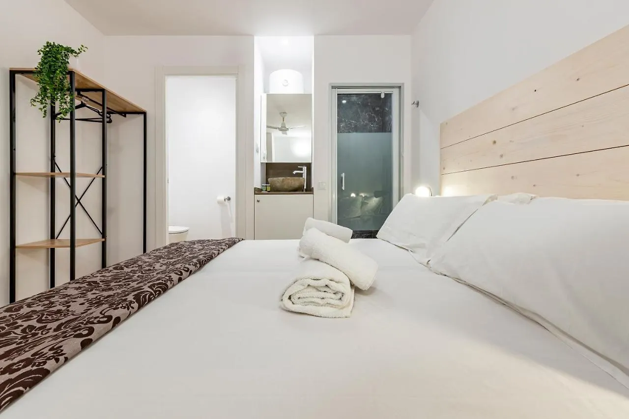 Bajo Interior Sin Ventana En Barri Port Maritim Apartment Tarragona Spain