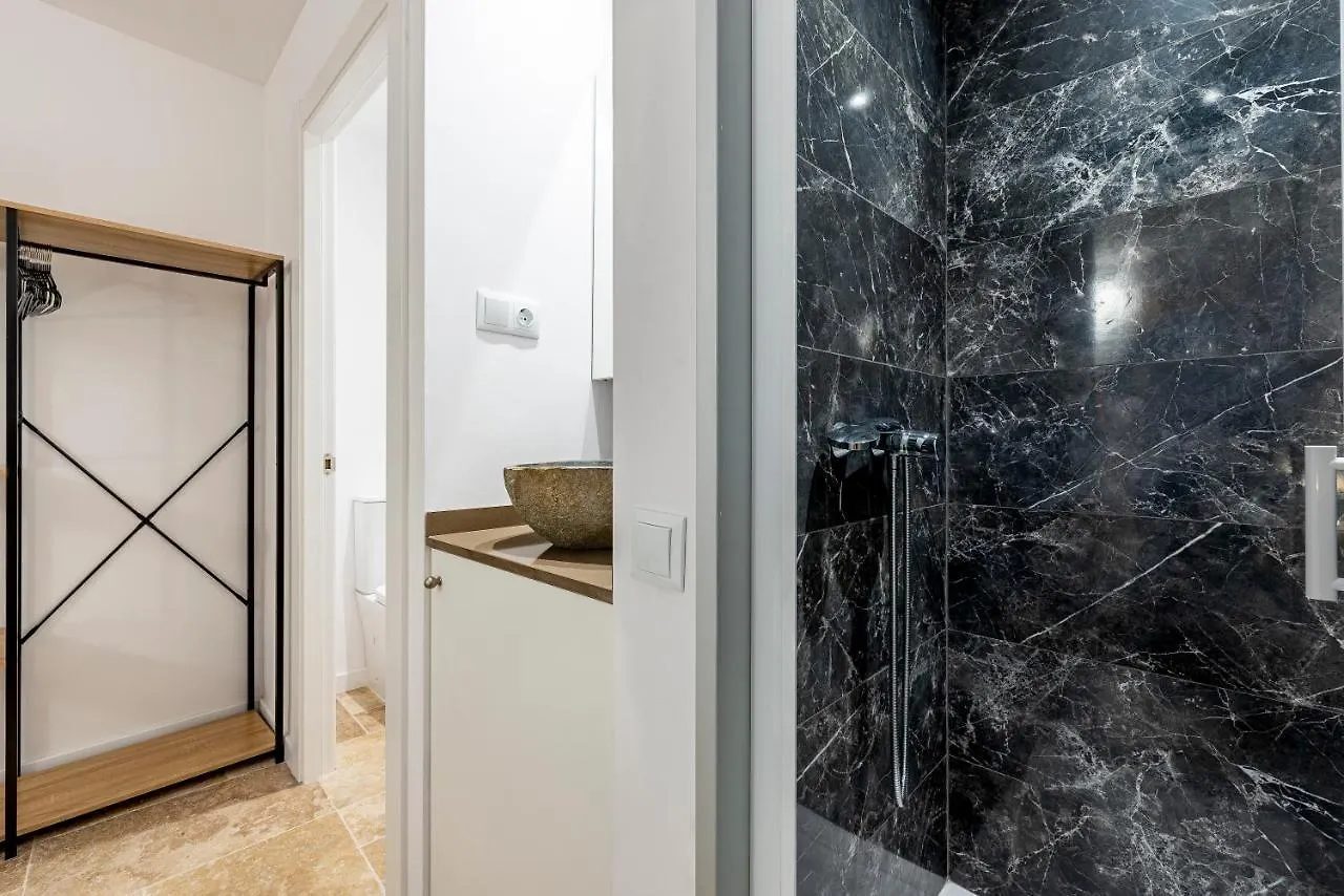 Bajo Interior Sin Ventana En Barri Port Maritim Apartment Tarragona Spain