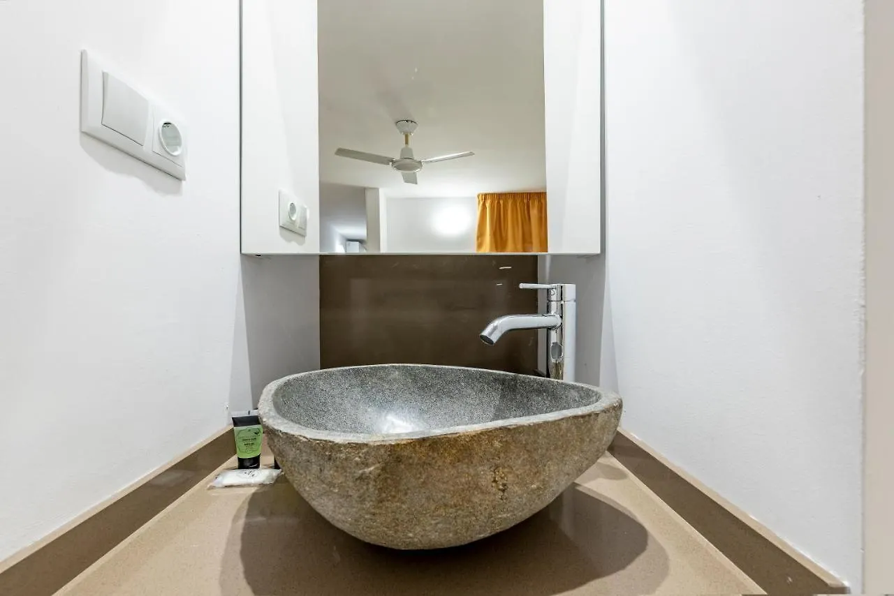 Bajo Interior Sin Ventana En Barri Port Maritim Apartment Tarragona